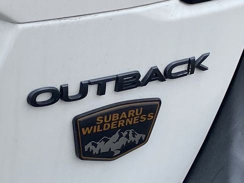 Used 2022 Subaru Outback Wilderness image 5