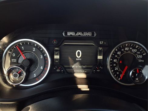 Used 2024 RAM 2500 Laramie image 15