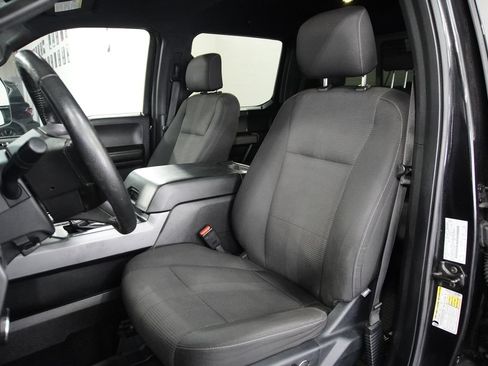 Used 2015 Ford F150 XLT w/ Equipment Group 302A Luxury AWD/4WD image 11
