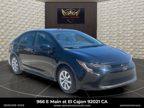 Used 2025 Toyota Corolla LE image 2