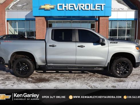 Used 2024 Chevrolet Silverado 1500 Custom Trail Boss w/ LPO, Dark Essentials Package image 1