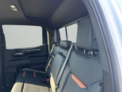 Certified 2024 GMC Sierra 1500 AT4 w/ Technology Package AWD/4WD image 21