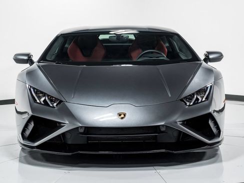Used 2021 Lamborghini Huracan EVO RWD image 8