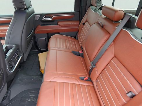 New 2026 GMC Sierra 3500 Denali Ultimate image 23