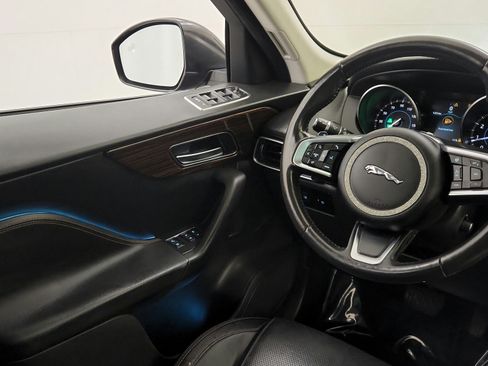 Used 2018 Jaguar F-PACE Prestige AWD/4WD image 22