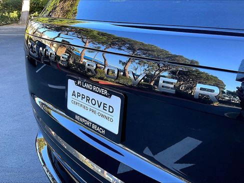 Used 2023 Land Rover Range Rover SE image 7