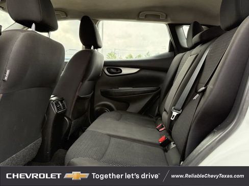 Used 2019 Nissan Rogue Sport S FWD image 29