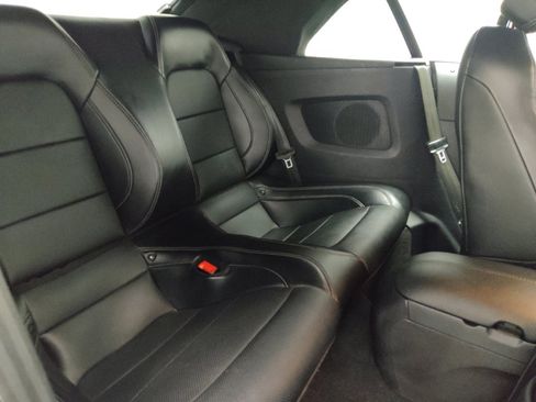 Used 2019 Ford Mustang Premium w/ Equipment Group 201A image 19