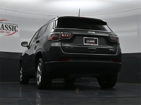 Used 2020 Jeep Compass Latitude w/ Cold Weather Group image 24