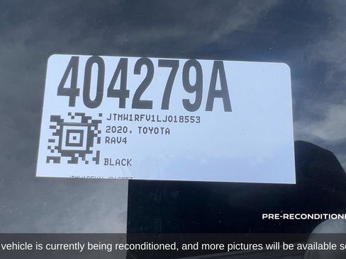 Used 2020 Toyota RAV4 XLE w/ XLE Grade Weather Package FWD image 19