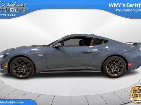 Used 2025 Ford Mustang GT w/ GT Performance Package RWD image 9