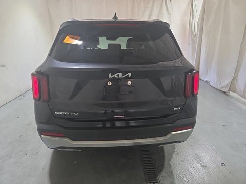 Used 2025 Kia Sorento S w/ Panoramic Sunroof Package AWD/4WD image 15