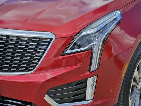 New 2026 Cadillac XT5 Premium Luxury image 10