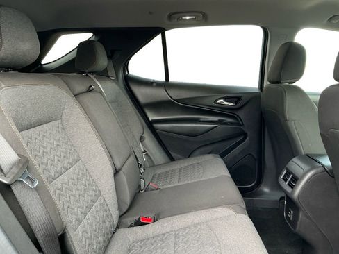 Used 2024 Chevrolet Equinox LT image 18