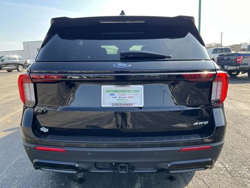 Used 2025 Ford Explorer ST-Line w/ Premium Package image 6