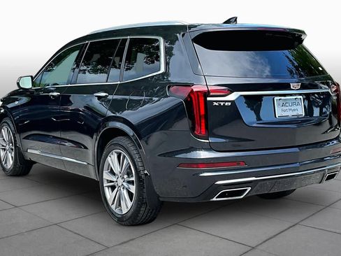 Used 2020 Cadillac XT6 Premium Luxury FWD image 12