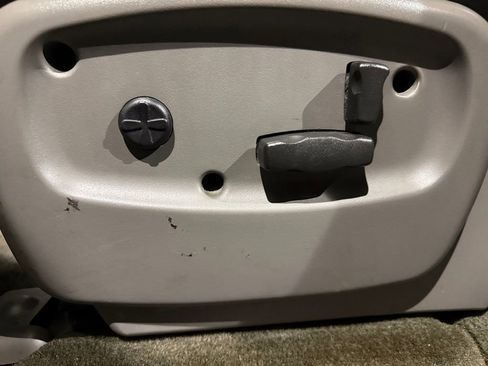 Used 2003 Chevrolet TrailBlazer LTZ image 23