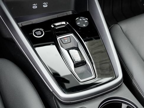 Certified 2025 Audi A3 2.0T Premium Plus w/ Premium Plus Package AWD/4WD image 18