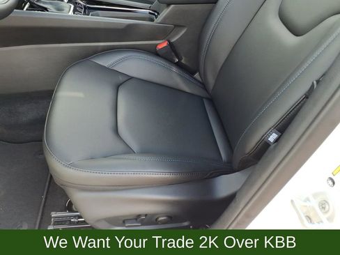 New 2026 Jeep Compass Limited w/ Sun, Sound & Navigation Group image 8