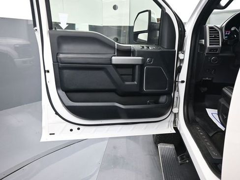 Used 2018 Ford F250 Platinum w/ Platinum Ultimate Package image 9