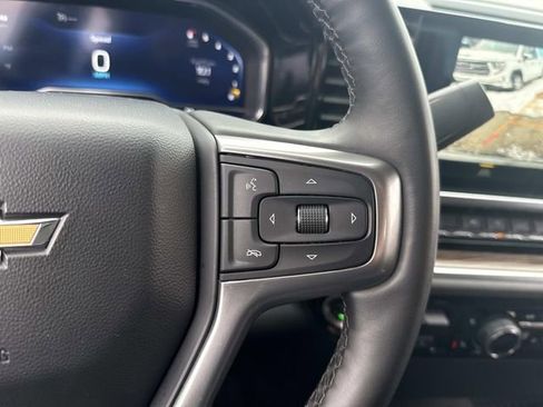 Used 2025 Chevrolet Silverado 1500 LT image 28