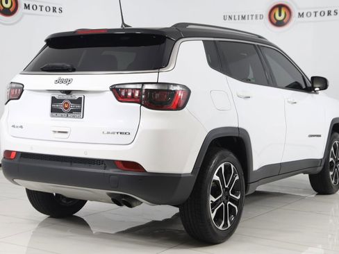 Used 2022 Jeep Compass Limited image 3