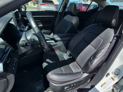 Used 2023 Nissan Altima 2.5 SR w/ SR Premium Package FWD image 10