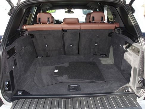 Used 2022 BMW X5 xDrive40i w/ Premium Package image 24