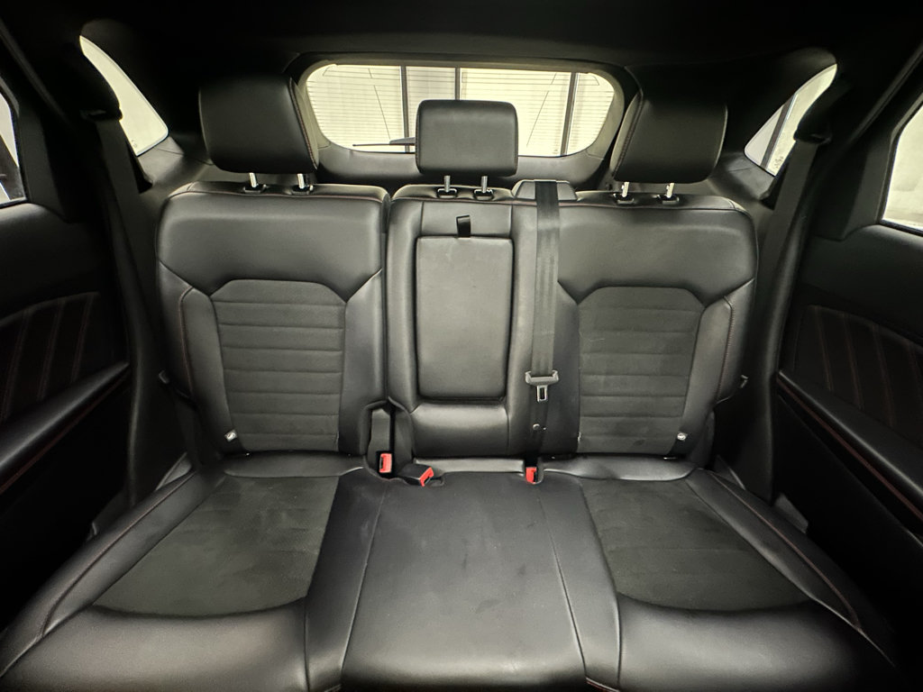 Used 2024 Ford Edge ST-Line AWD/4WD image 32