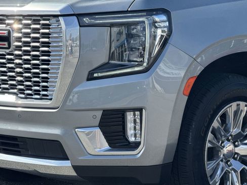 Used 2023 GMC Yukon Denali image 6