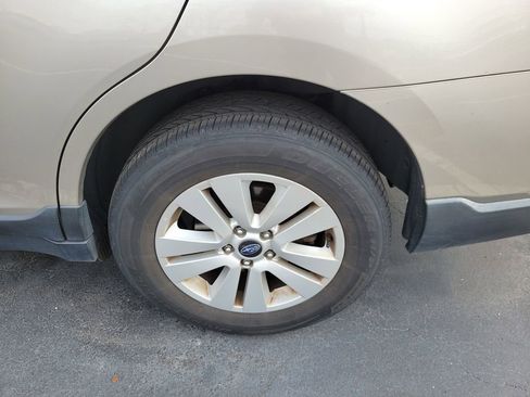 Used 2018 Subaru Outback 2.5i Premium w/ Popular Package #1 image 15