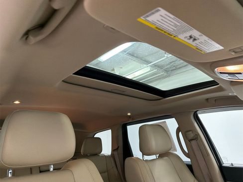 Used 2018 Jeep Grand Cherokee Limited w/ Trailer Tow Group IV image 13