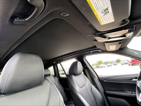 Used 2024 BMW X3 sDrive30i image 13