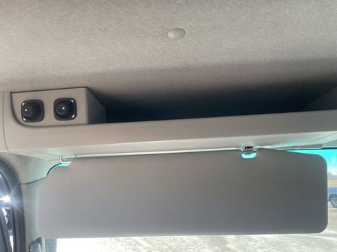 Used 2024 Chevrolet Low Cab Forward image 28