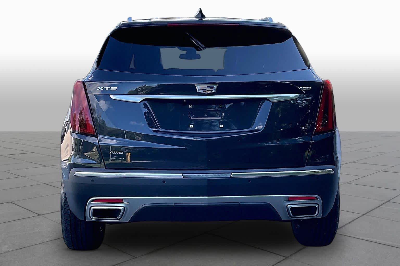 Used 2020 Cadillac XT5 Premium Luxury AWD/4WD image 4
