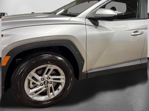 Used 2026 Hyundai Tucson SE AWD/4WD image 12