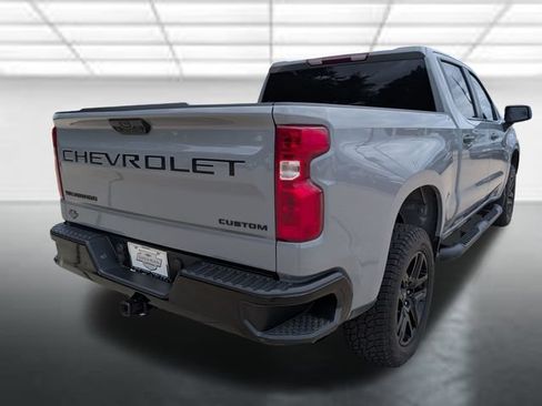 Used 2024 Chevrolet Silverado 1500 Custom Trail Boss w/ Turbomax Blackout Package AWD/4WD image 25