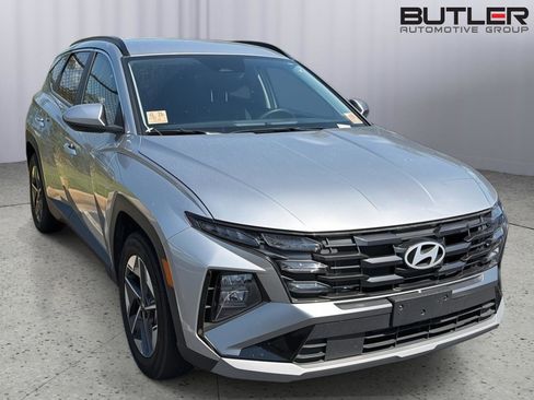 Used 2025 Hyundai Tucson SEL FWD image 4