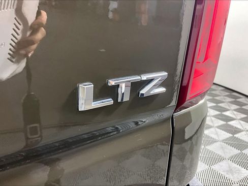 Used 2023 Chevrolet Silverado 1500 LTZ w/ LTZ Premium Texas Edition AWD/4WD image 10