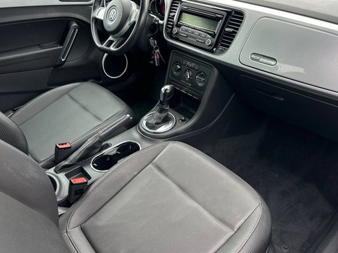Used 2013 Volkswagen Beetle 2.5 FWD image 15
