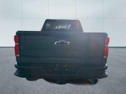 Used 2026 Chevrolet Silverado 2500 ZR2 w/ LPO, Dark Essentials Package