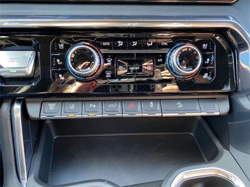 New 2026 GMC Sierra 3500 Denali Ultimate image 18