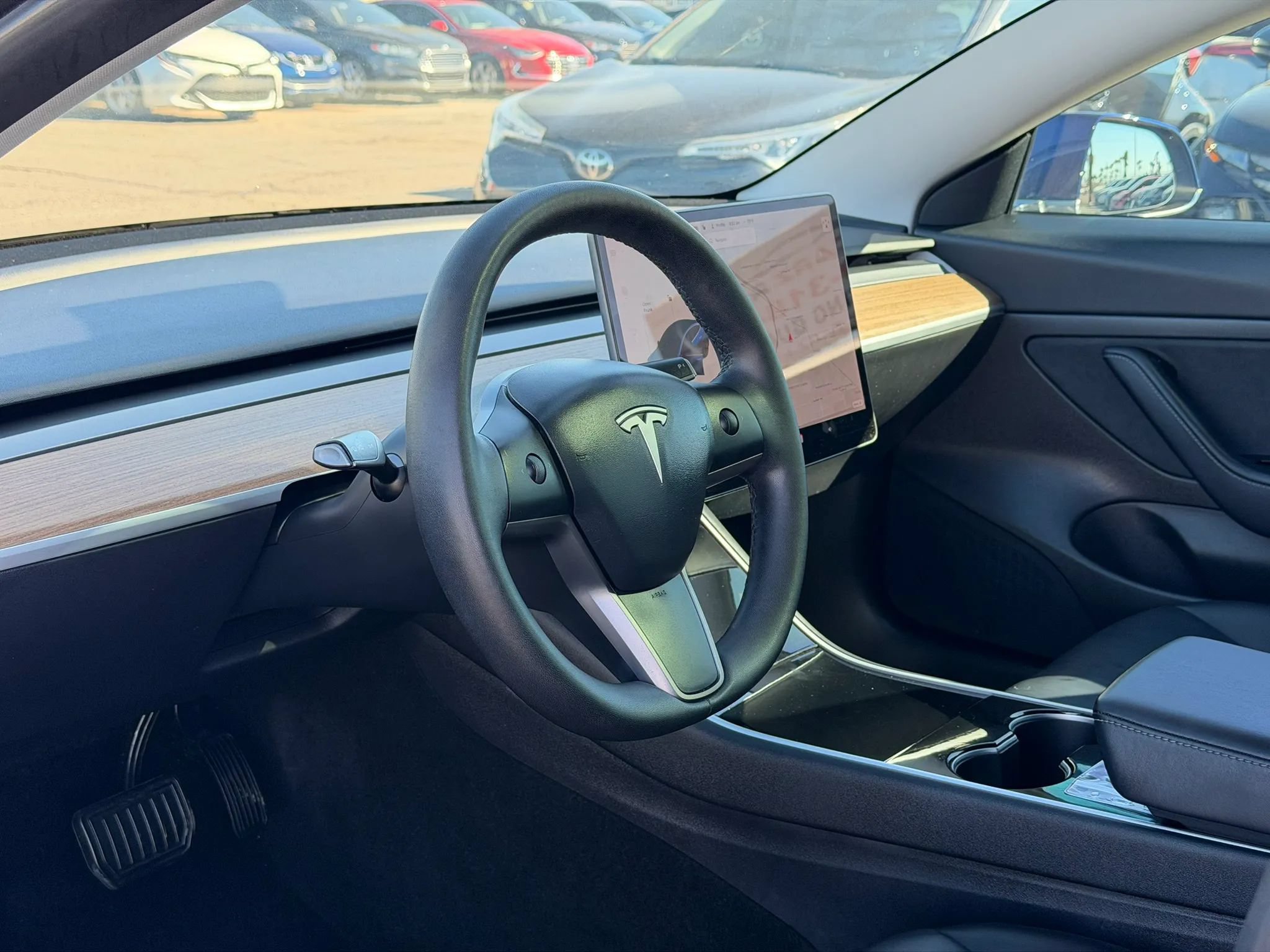 Used 2020 Tesla Model 3 Standard Range Plus RWD image 19