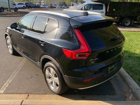 Used 2021 Volvo XC40 T5 Momentum AWD/4WD image 30