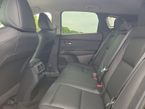 Certified 2025 Nissan Murano SV FWD image 14