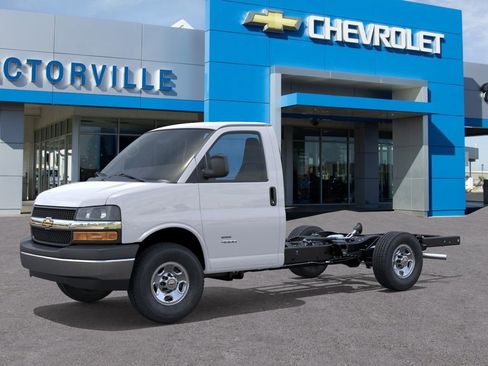 New 2026 Chevrolet Express 3500 w/ Power Convenience Package RWD image 2