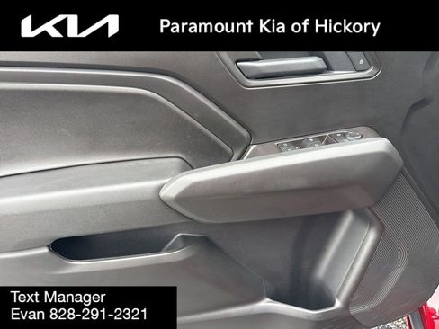 Used 2026 Chevrolet Colorado Trail Boss AWD/4WD image 17