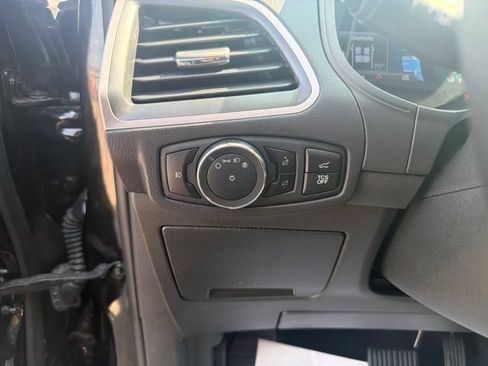 Used 2024 Ford Edge SEL w/ Convenience Package AWD/4WD image 30