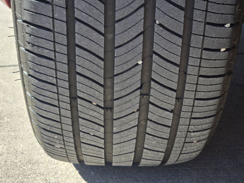 Certified 2025 Lexus ES 350 w/ Premium Package image 20