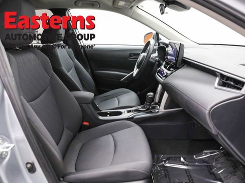 Used 2024 Toyota Corolla Cross LE image 24